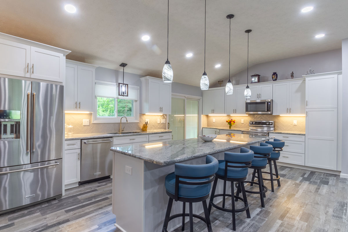 https://htzconstruction.com/wp-content/uploads/2020/03/Kitchen-Walcoff-3.jpg